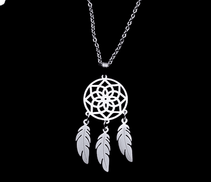 Dreamcatcher & Feather Necklace - The Witches Hollow